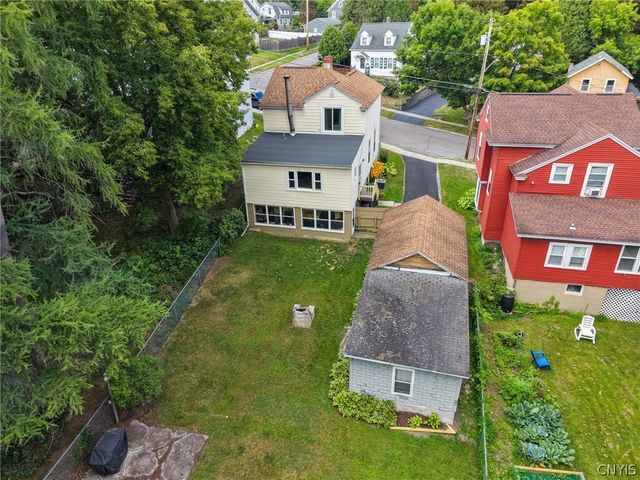 21 Elderkin Avenue, Camillus, NY 13031
