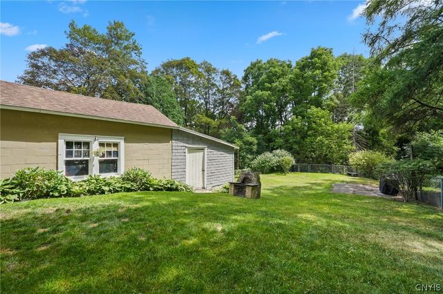 21 Elderkin Avenue, Camillus, NY 13031