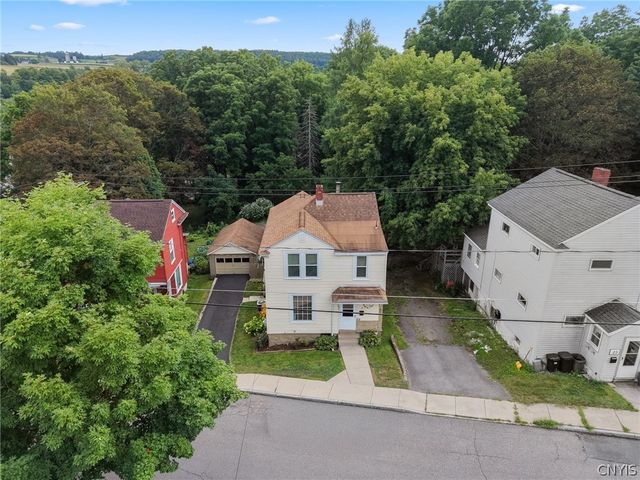 21 Elderkin Avenue, Camillus, NY 13031
