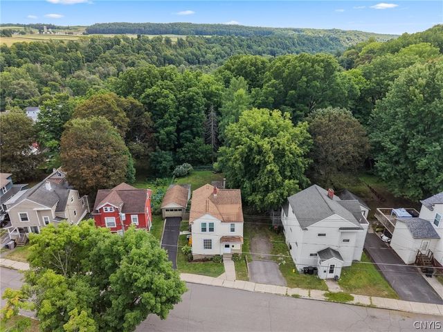 21 Elderkin Avenue, Camillus, NY 13031
