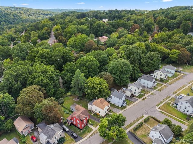 21 Elderkin Avenue, Camillus, NY 13031