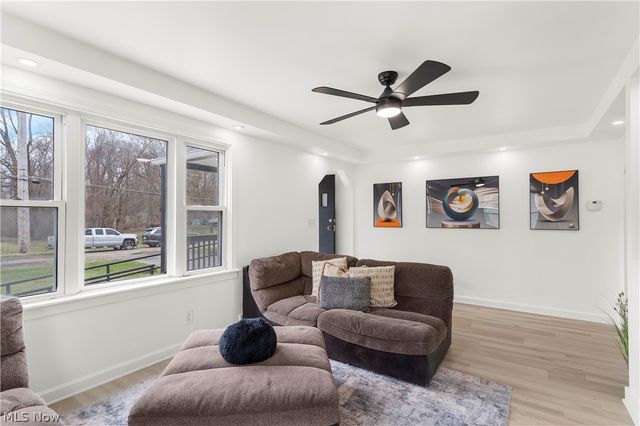 2526 Stocker Avenue, Youngstown, OH 44505