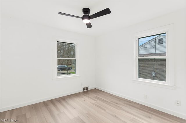 2526 Stocker Avenue, Youngstown, OH 44505