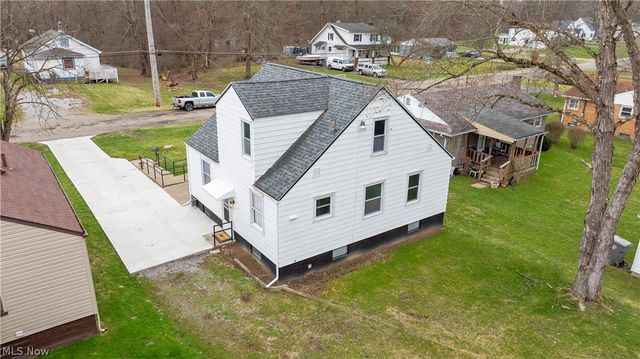 2526 Stocker Avenue, Youngstown, OH 44505