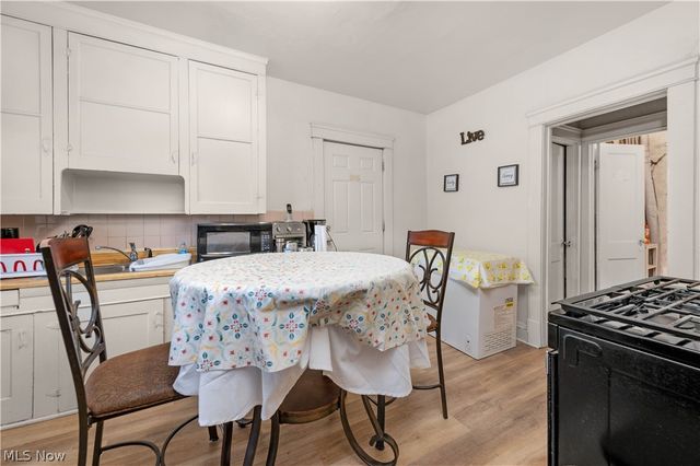 9701 Parkview Avenue, Cleveland, OH 44104