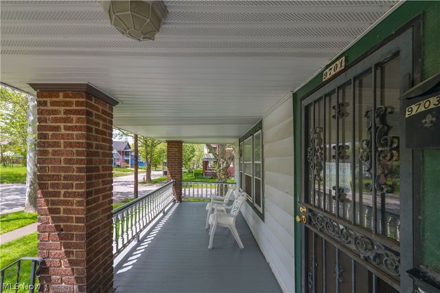 9701 Parkview Avenue, Cleveland, OH 44104