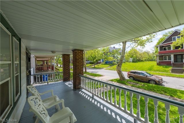 9701 Parkview Avenue, Cleveland, OH 44104