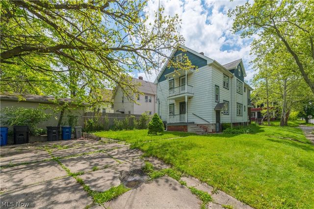9701 Parkview Avenue, Cleveland, OH 44104