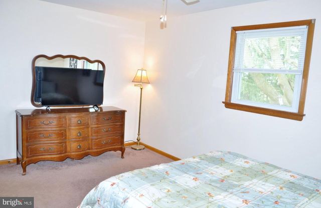 25 WEST ST, Glen Rock, PA 17327