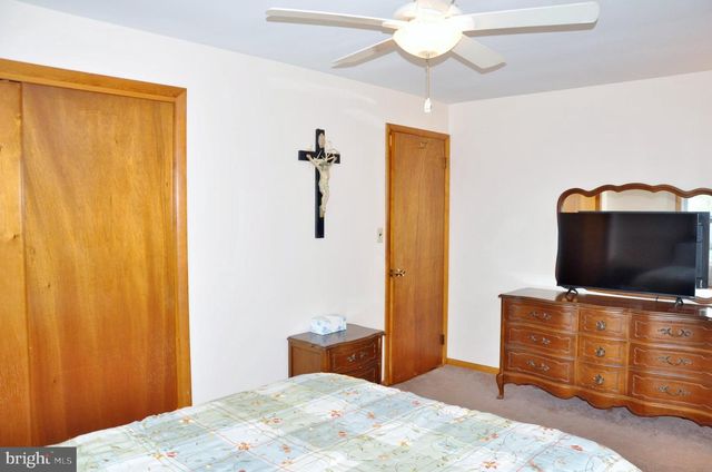 25 WEST ST, Glen Rock, PA 17327