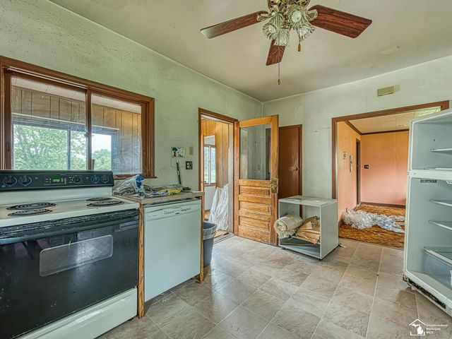 3754 Stewart Road, Monroe, MI 48162