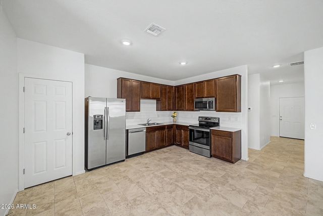 18109 N MADISON Road, Maricopa, AZ 85139