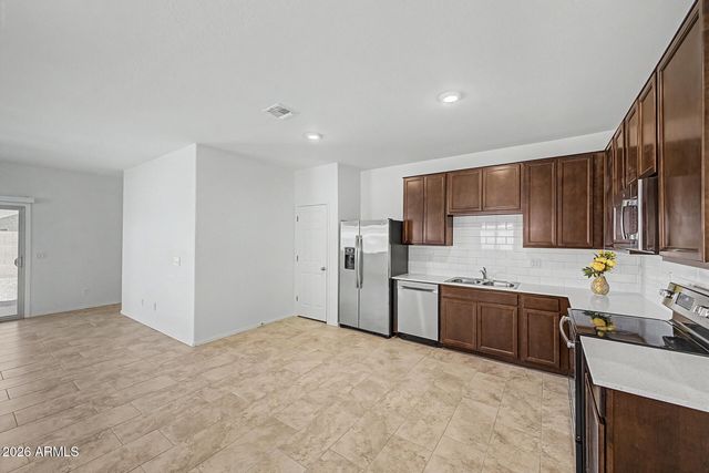 18109 N MADISON Road, Maricopa, AZ 85139