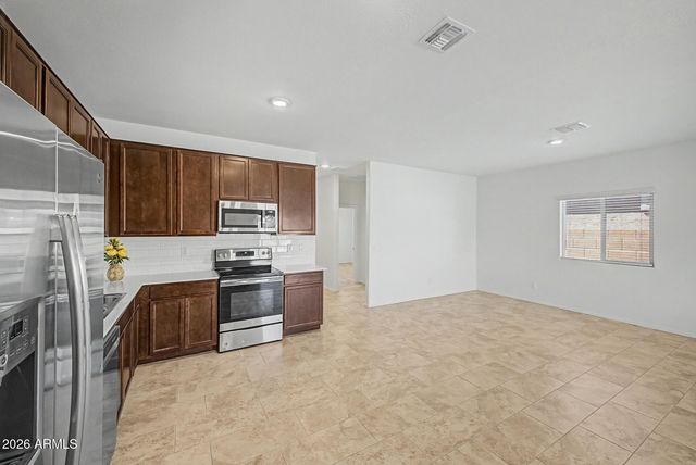 18109 N MADISON Road, Maricopa, AZ 85139