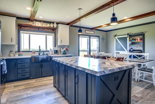 2312 SH 173, Jourdanton, TX 78026