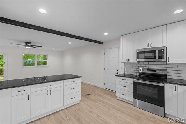 3033 Yale Boulevard, St Charles, MO 63301