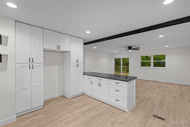 3033 Yale Boulevard, St Charles, MO 63301