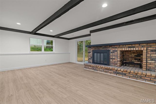 3033 Yale Boulevard, St Charles, MO 63301