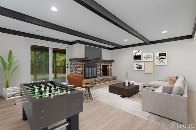 3033 Yale Boulevard, St Charles, MO 63301