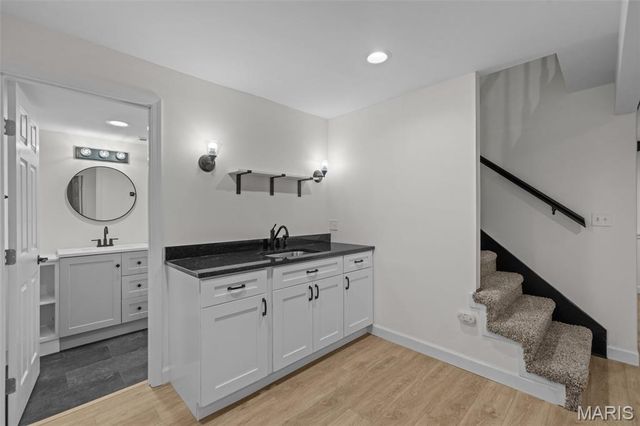 3033 Yale Boulevard, St Charles, MO 63301