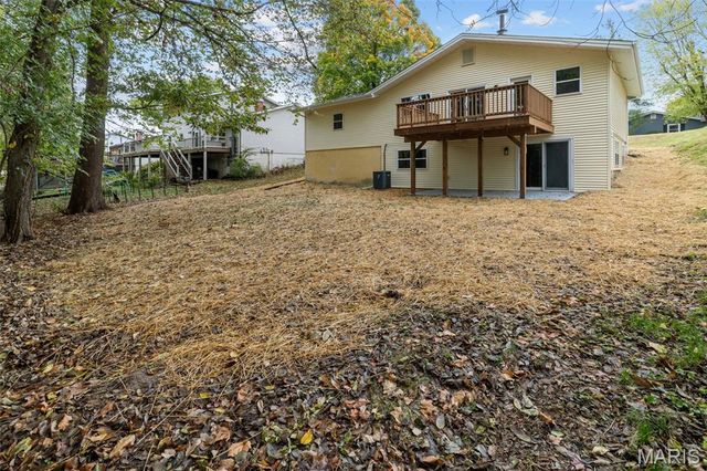 3033 Yale Boulevard, St Charles, MO 63301