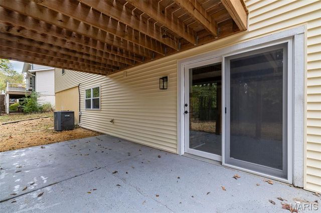 3033 Yale Boulevard, St Charles, MO 63301