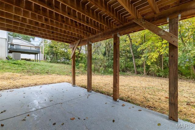 3033 Yale Boulevard, St Charles, MO 63301