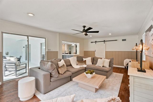 10030 59TH AVENUE N, St Petersburg, FL 33708