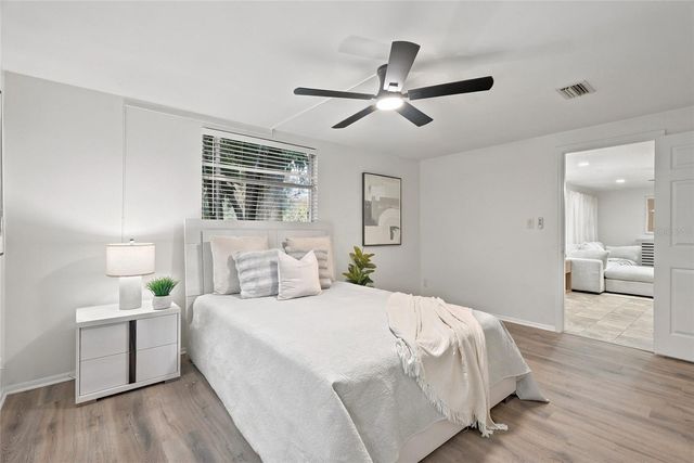 10030 59TH AVENUE N, St Petersburg, FL 33708