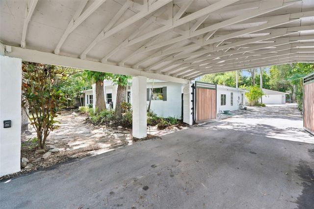 10030 59TH AVENUE N, St Petersburg, FL 33708