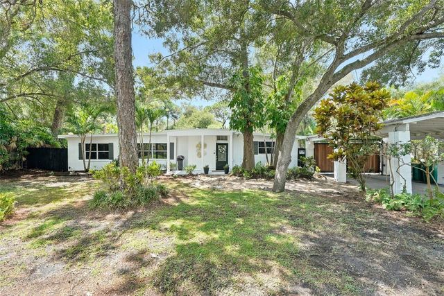 10030 59TH AVENUE N, St Petersburg, FL 33708