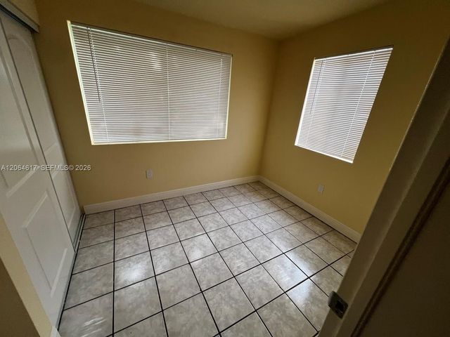 16982 NE 21st Avenue 16982, North Miami Beach, FL 33162