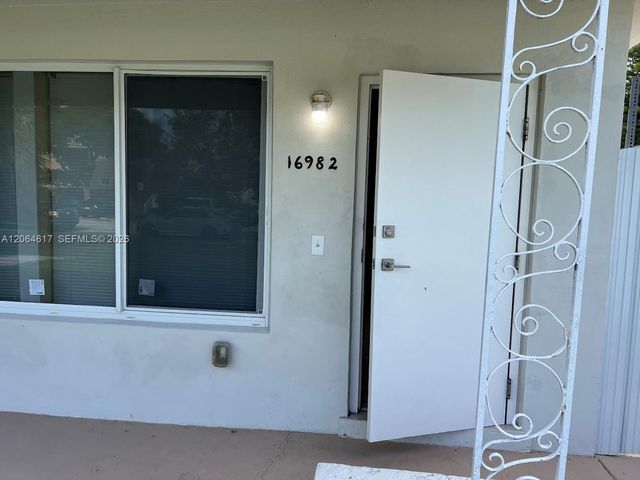 16982 NE 21st Avenue 16982, North Miami Beach, FL 33162