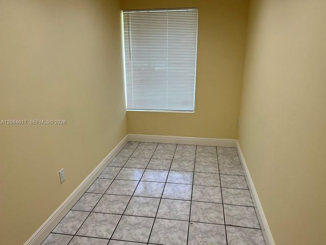 16982 NE 21st Avenue 16982, North Miami Beach, FL 33162