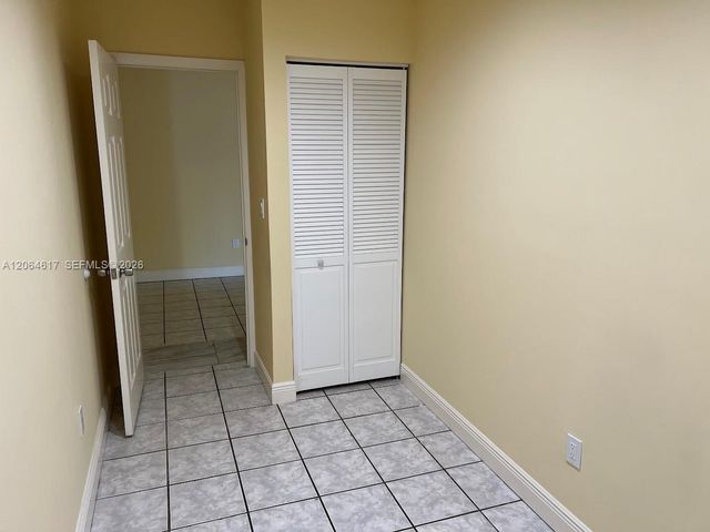 16982 NE 21st Avenue 16982, North Miami Beach, FL 33162