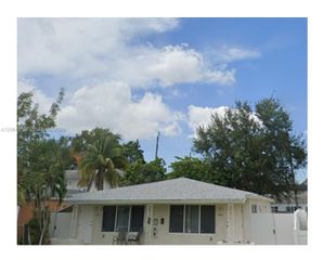 16982 NE 21st Avenue 16982, North Miami Beach, FL 33162