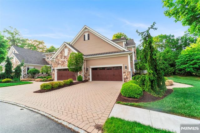 32 Cherrywood Court 7004, River Vale, NJ 07675