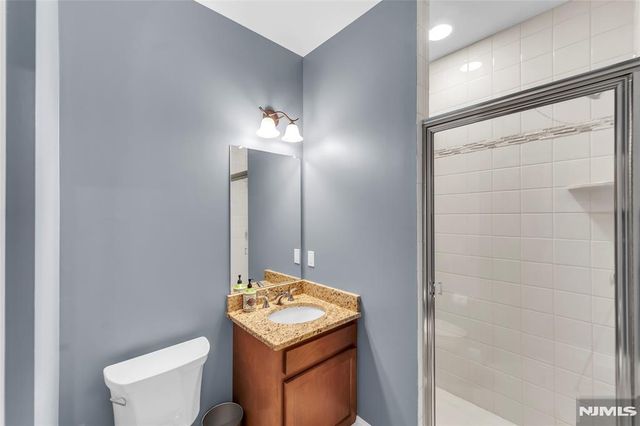 32 Cherrywood Court 7004, River Vale, NJ 07675