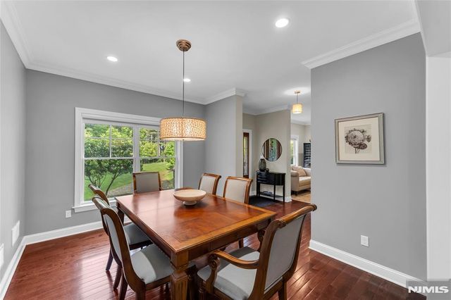 32 Cherrywood Court 7004, River Vale, NJ 07675