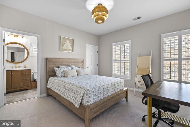 1339 MAIN ST, Gaithersburg, MD 20878