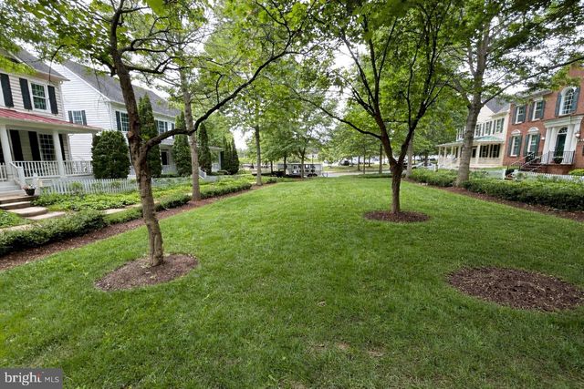 1339 MAIN ST, Gaithersburg, MD 20878