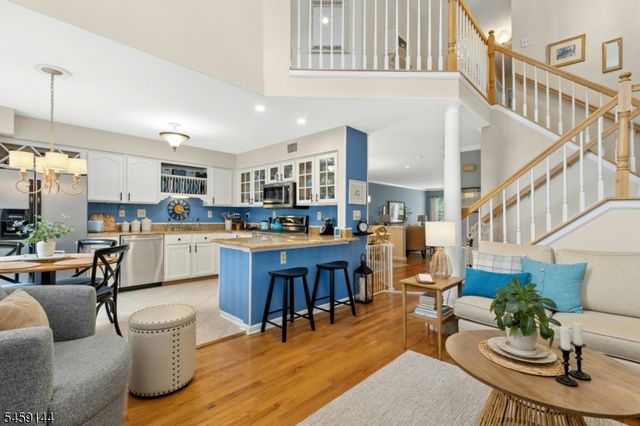 774 FEATHERBED LANE, Clark Twp., NJ 07066