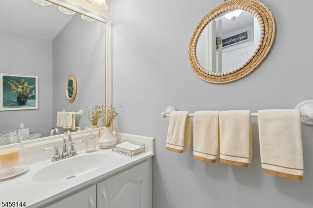 774 FEATHERBED LANE, Clark Twp., NJ 07066