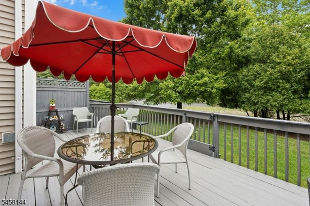 774 FEATHERBED LANE, Clark Twp., NJ 07066