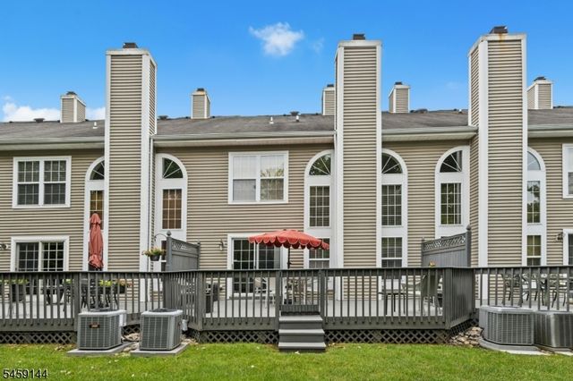 774 FEATHERBED LANE, Clark Twp., NJ 07066