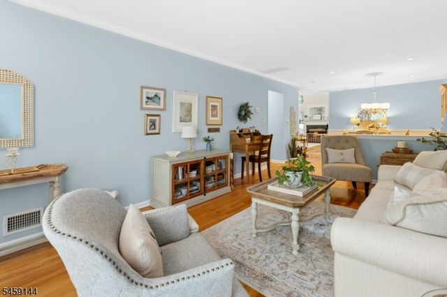 774 FEATHERBED LANE, Clark Twp., NJ 07066
