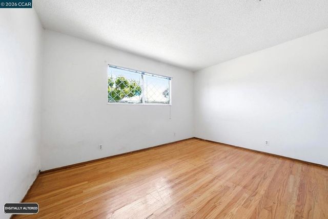 2261 Del Monte Dr, San Pablo, CA 94806