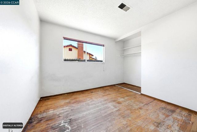 2261 Del Monte Dr, San Pablo, CA 94806