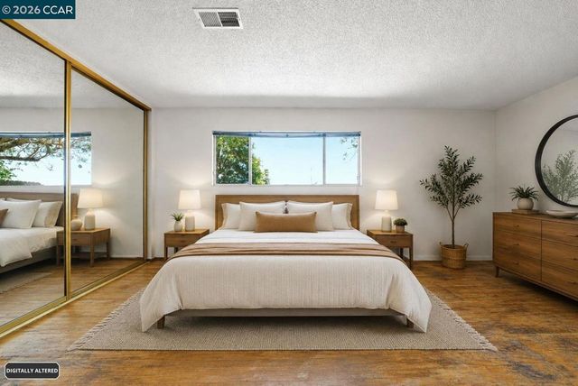 2261 Del Monte Dr, San Pablo, CA 94806