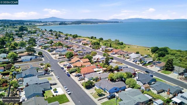 2261 Del Monte Dr, San Pablo, CA 94806